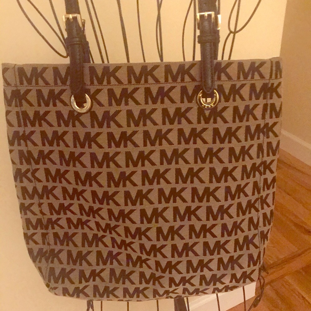 Michael Kors Tote